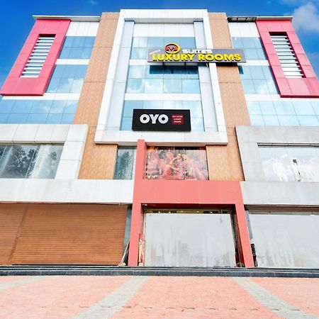 Hotel O Svs Suites Luxury Rooms Trimulgherry Dış mekan fotoğraf